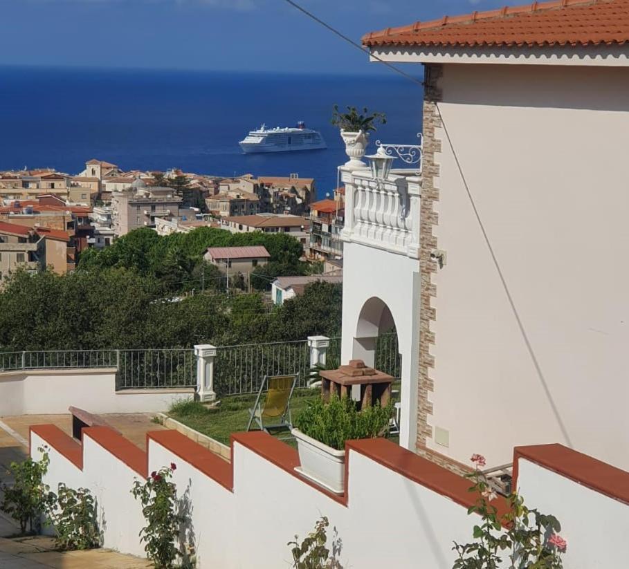 Appartamenti Borgo Panoramico N 5 Тропеа Екстериор снимка