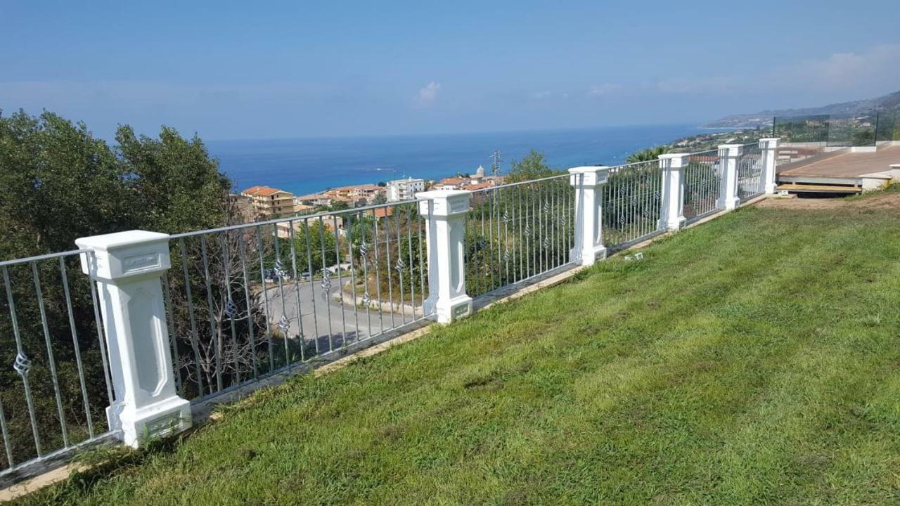 Appartamenti Borgo Panoramico N 5 Тропеа Екстериор снимка
