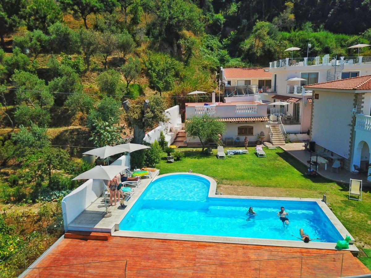 Appartamenti Borgo Panoramico N 5 Тропеа Екстериор снимка
